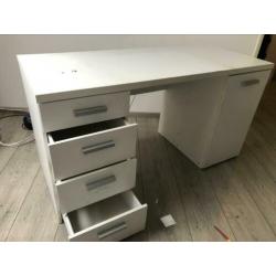 Bureau 145x77x60