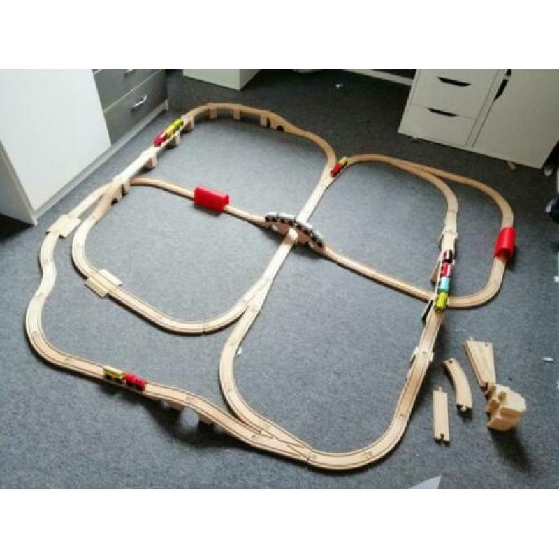 IKEA houten trein-spoorbaan