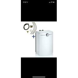 Nieuwe daaldrop close in boiler met aansluitset