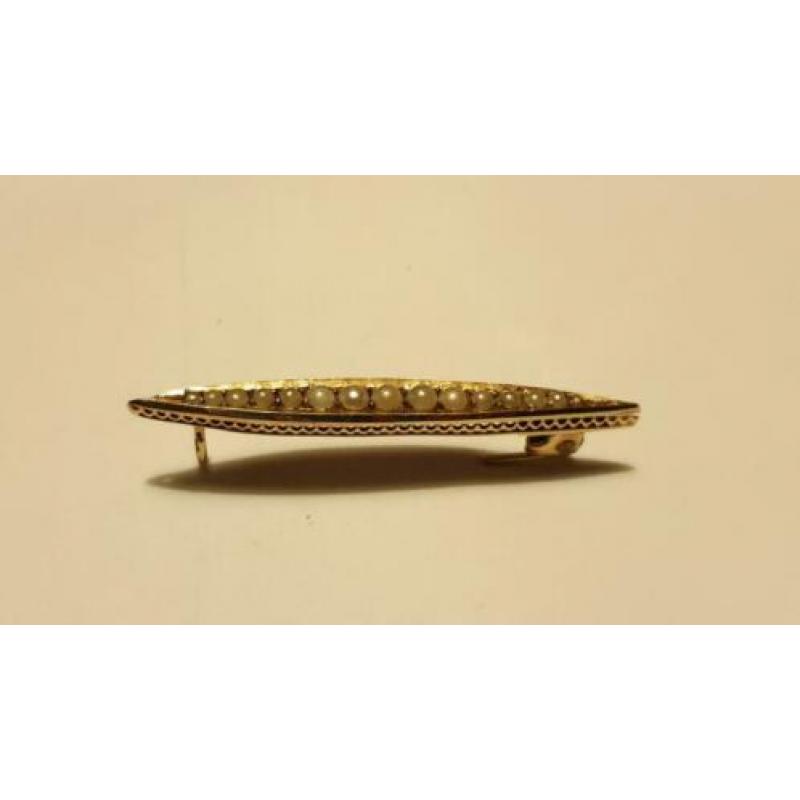 antieke gouden broche met zaadparels