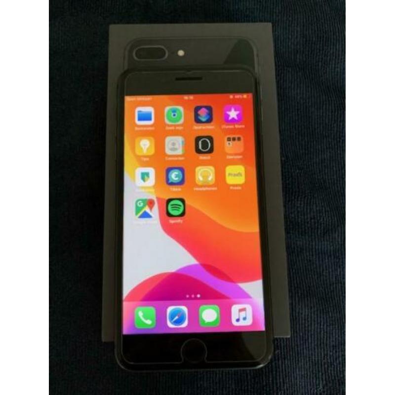 iPhone 8 Plus 64 GB zwart