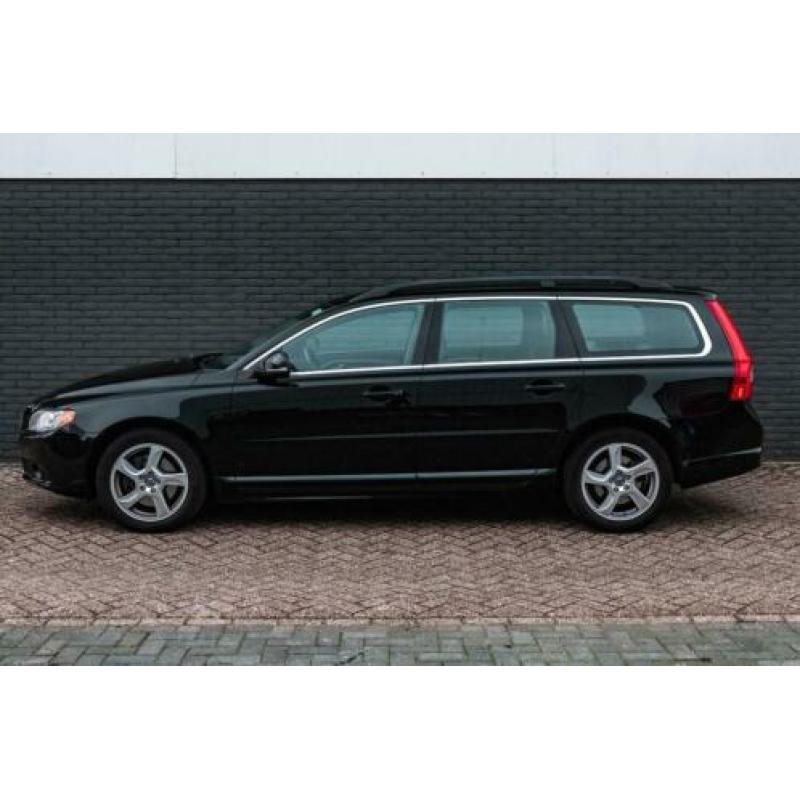 Volvo V70 2.0 D4 Nordic | Navigatie | Parkeersensoren | Deal
