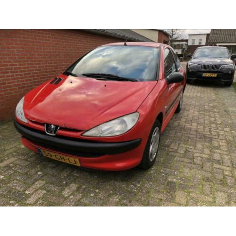 Peugeot 206 1.1 XR 3D 2000 Rood, lichte hagel, nieuwe APK