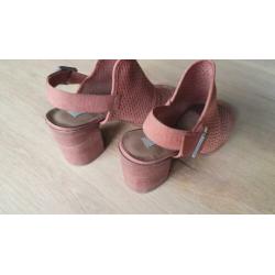 Suède Sandalen met hak
