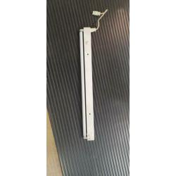 Tl balken met lamp en armaturen