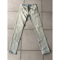 Een mooie lichte LTB broek size 29/34