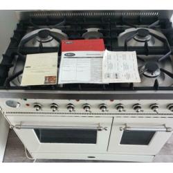 Uitstekende Boretti fornuis 5_pits 90cm oven in afzuigkap