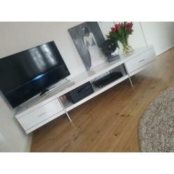 Mooi Tv-meubel, hoogglans wit