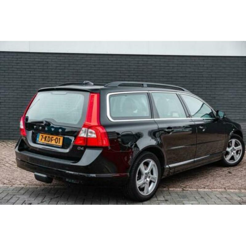 Volvo V70 2.0 D4 Nordic | Navigatie | Parkeersensoren | Deal