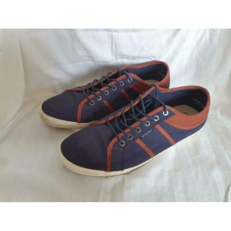 Schoenen van het merk JACK en JONES maat 43