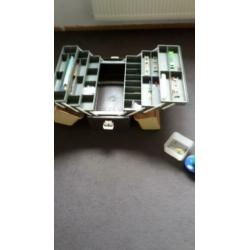 hengel vis koffer met dobbers leefnet schepnet