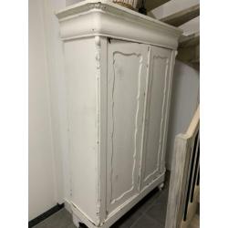 Biedermeier kast - MOET WEG!
