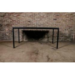 Ahrend Facet tafel bij TheReSales