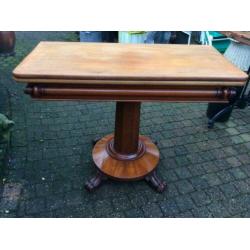 hollandse antieke speel / tafel
