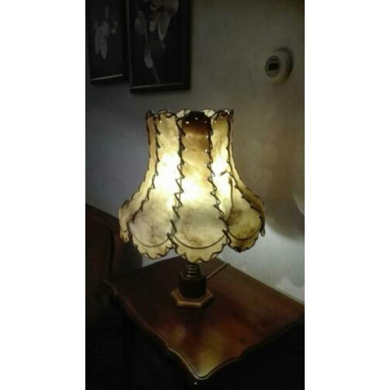 Schemerlamp voor tafel / kast.
