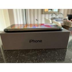 iPhone 8 Plus 64 GB zwart