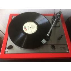 Thorens TD166