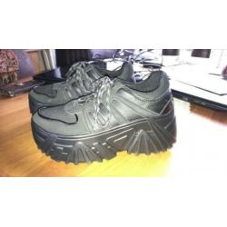 Nieuwe Schoenen van Bershka