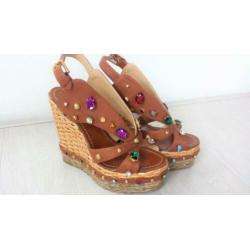 DOLCE GABBANA, lamsleren sleehak, kristallen en studs, mt 36