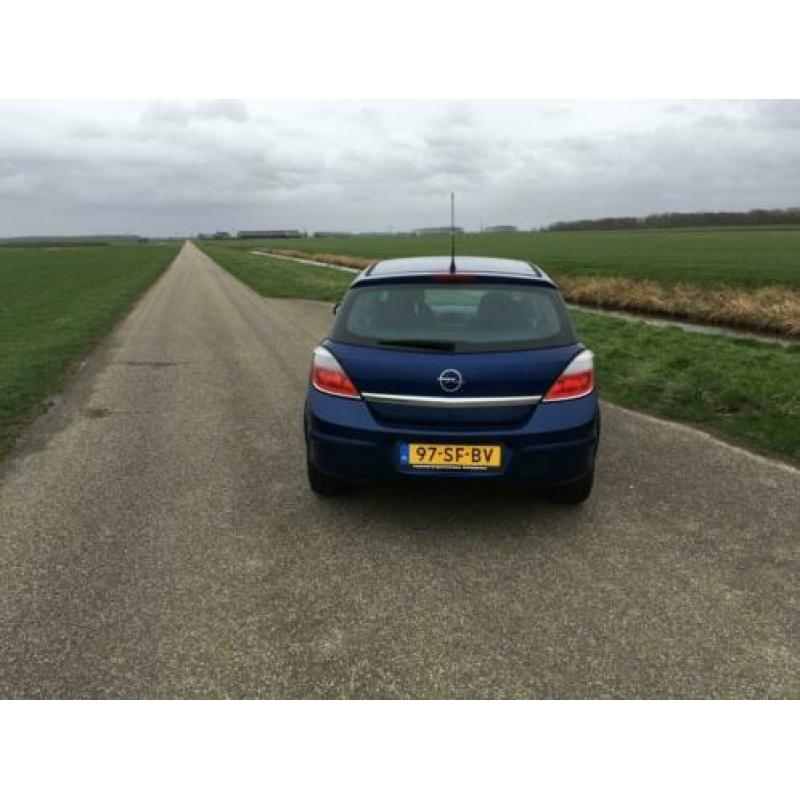 Opel Astra 1.6 16V 5D 77KW 2005 Blauw