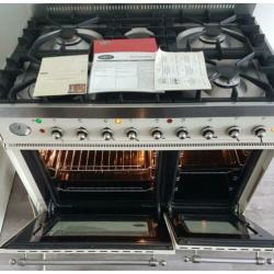 Uitstekende Boretti fornuis 5_pits 90cm oven in afzuigkap
