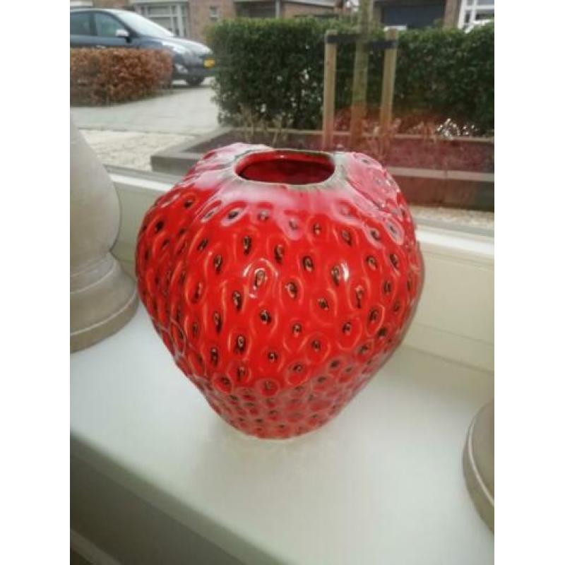 Des Pots Aardbeivaas