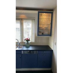 Nette blauwe hoek keuken