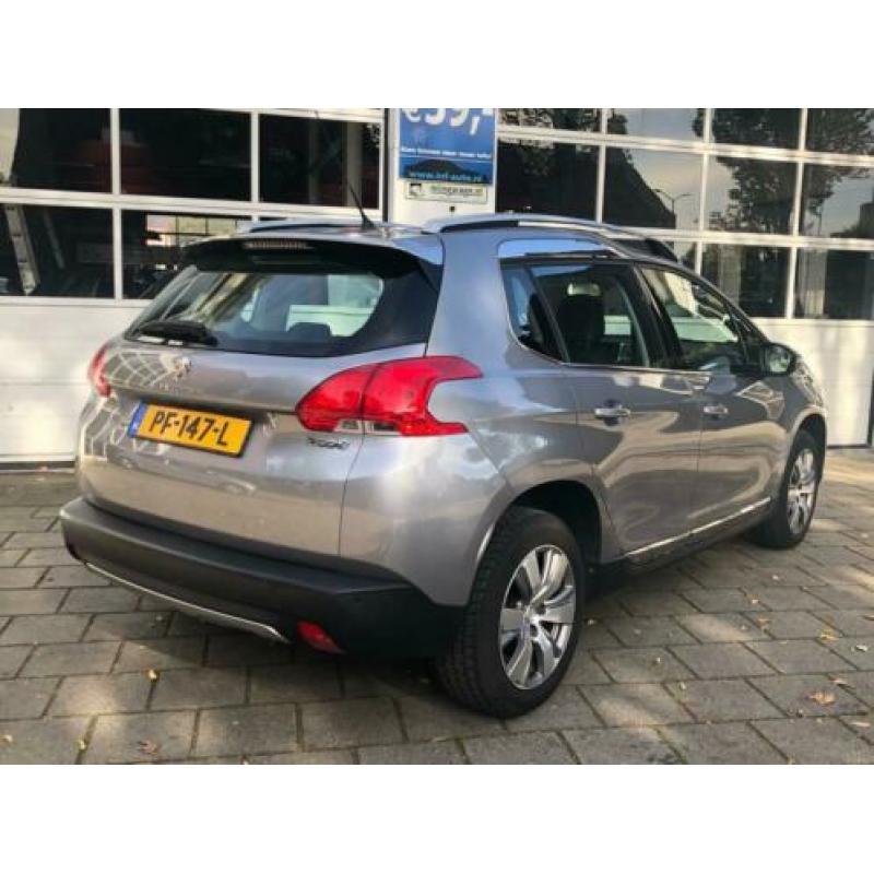 Peugeot 2008 1.6 VTi Aut 120 PK Allure Leder Ecc Pdc