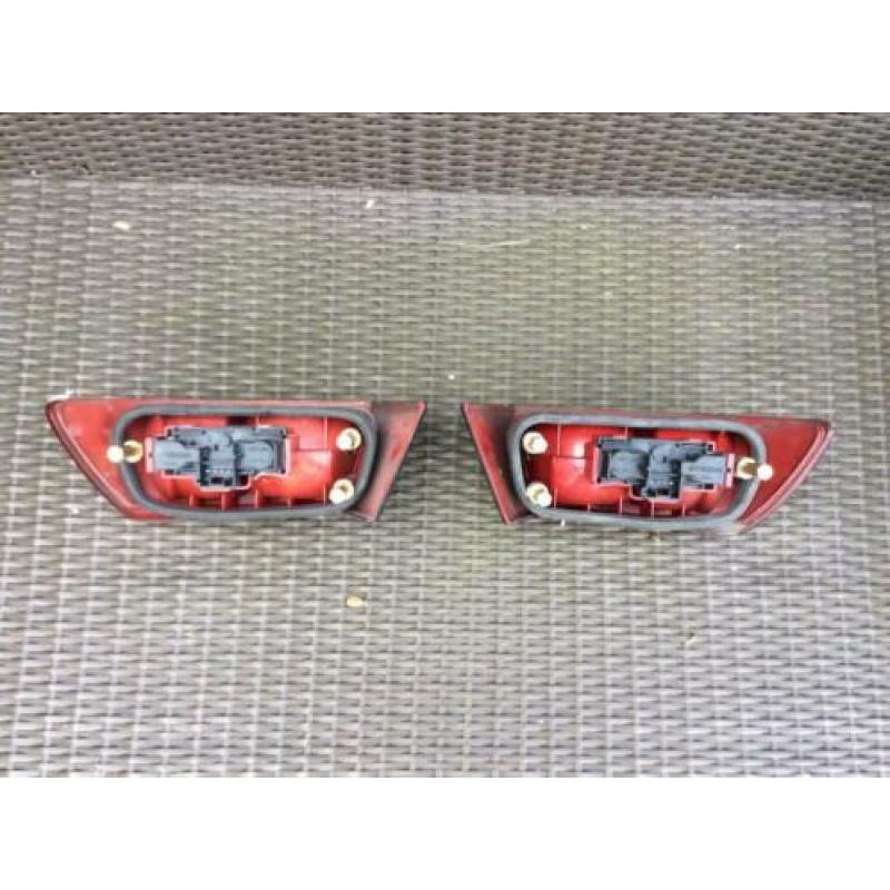Achterlichten+Knipperlichten voorkant Alfa 145