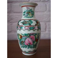 mooie vaas Qianlong porselein chinese porcelian 18e eeuw