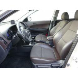 Hyundai i30 1.6 CRDi Style (bj 2008)