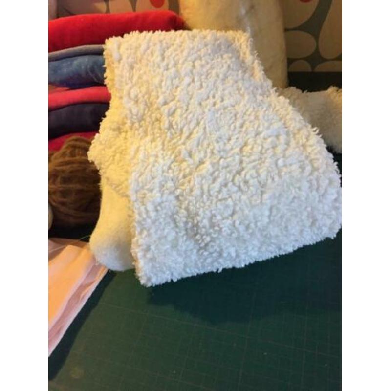 Antroposofische poppen zonnekind poppen materialen stoffen