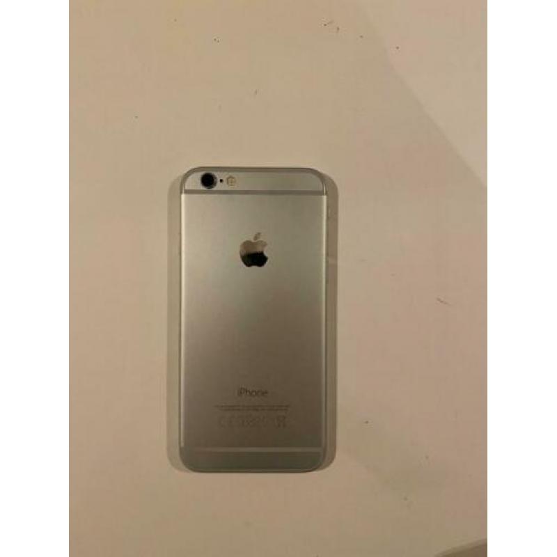 I phone 6, 64GB, Silver white met hoes te koop