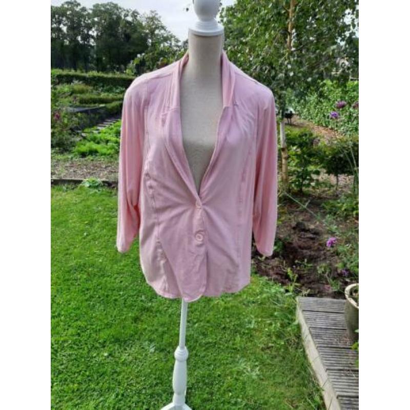 Roze tricot jasje van Miss Etam mt 56