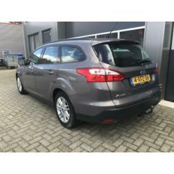 Ford Focus Wagon 1.6 TDCI Titanium airco, PDC, LMV, trekhaak