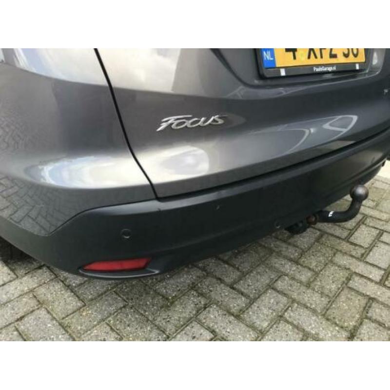 Ford Focus Wagon 1.6 TDCI Titanium airco, PDC, LMV, trekhaak