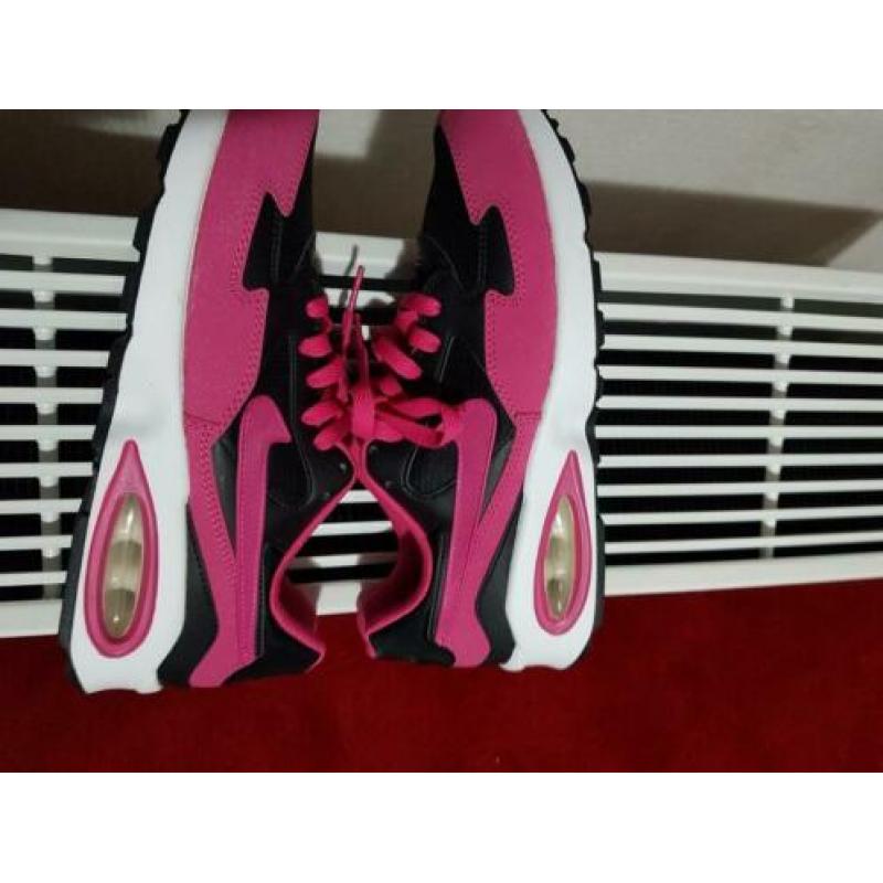 Nieuwe Nike damesschoenen maat 39