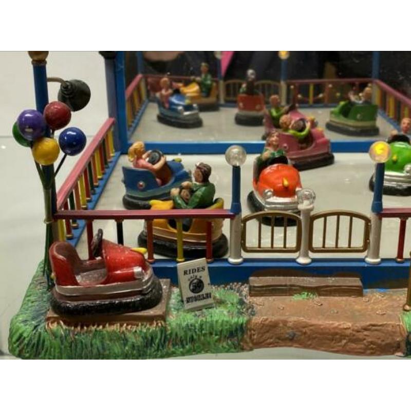 Lemax 64488 crazy cars uit 2006