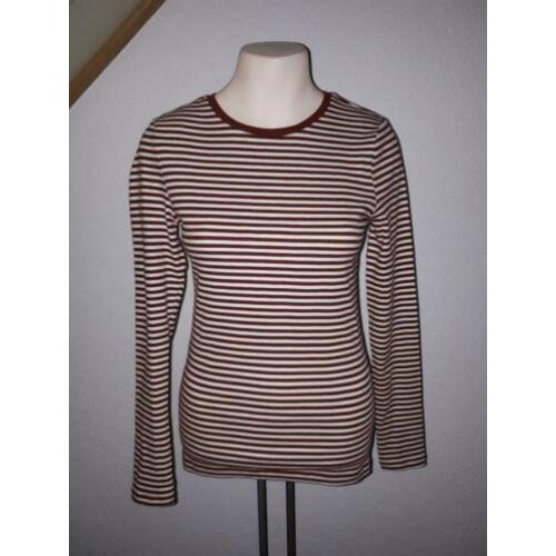 Gestreept t shirt met lange mouwen. Merk Only. Maat S