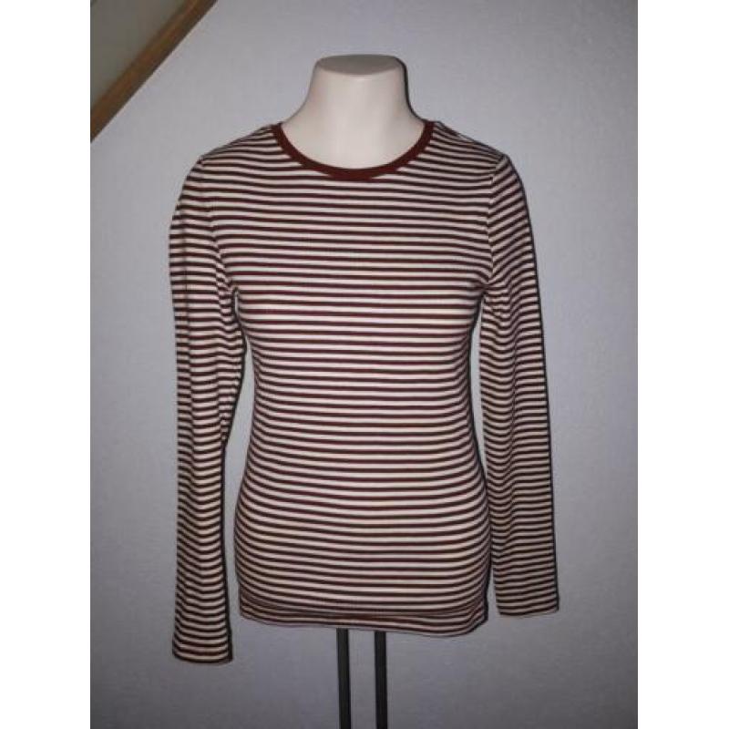 Gestreept t shirt met lange mouwen. Merk Only. Maat S