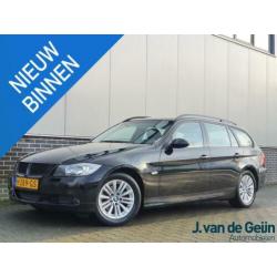 BMW 3-serie Touring 318i | Navigatie | Bluetooth | Trekhaak