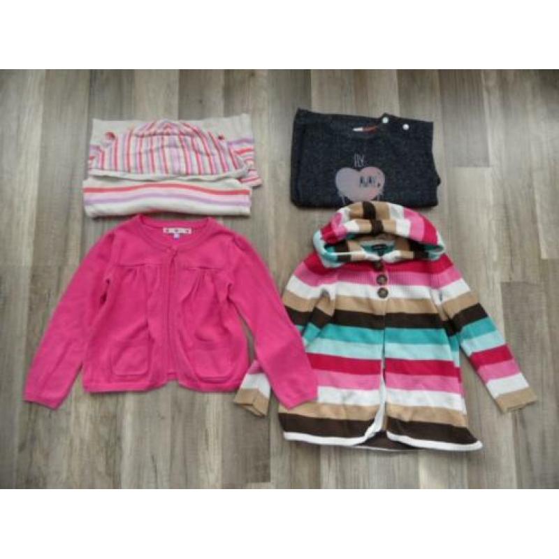 Pakket meisjes kleding maaten: 98-104 (25 stuks)