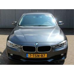BMW 3 Serie Touring 316i 136 PK Executive Leder Xenon Navi-P