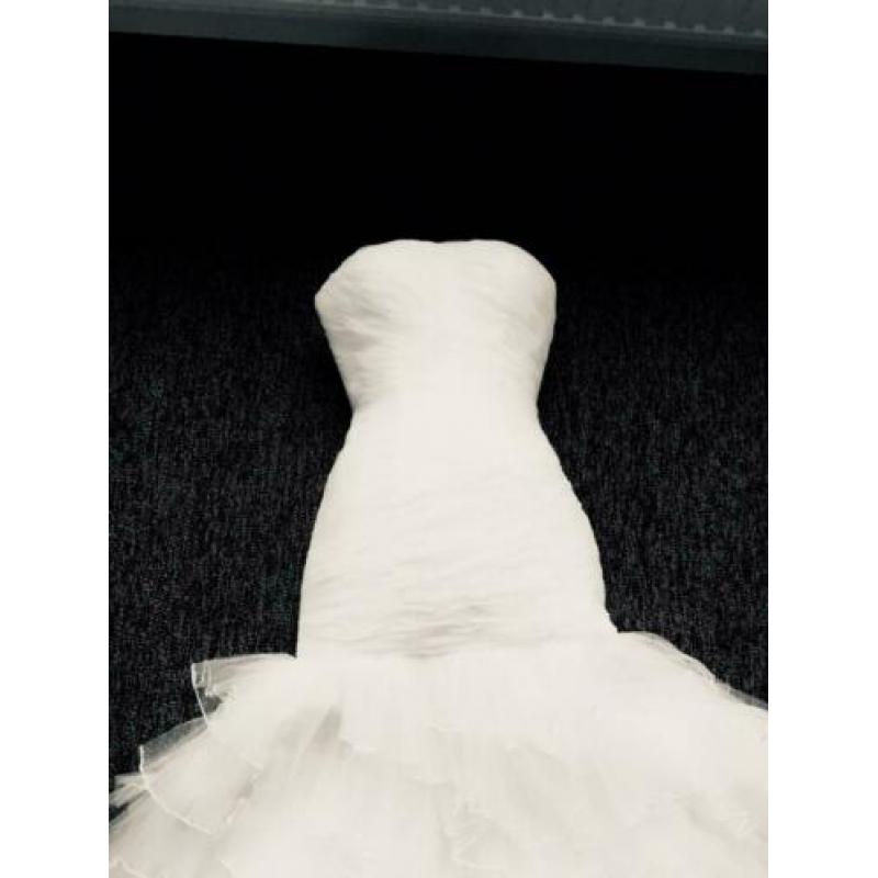 Ivoorkleurige mermaid trouwjurk mt 38/40 met sleep