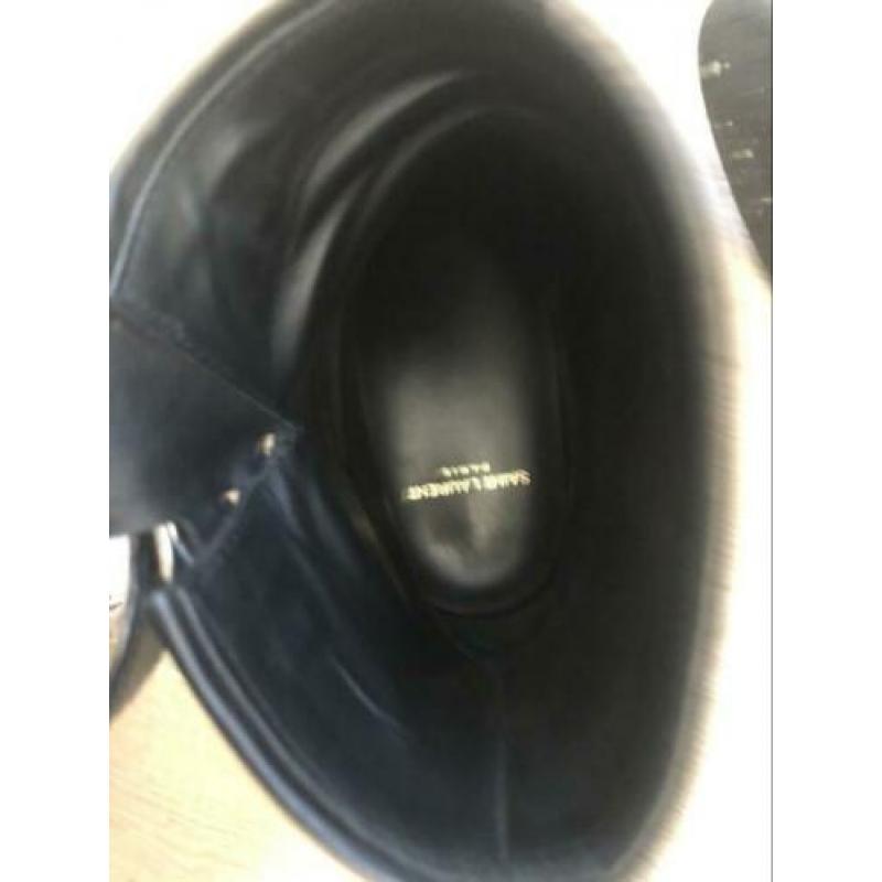 Yves Saint Laurent 40,5 zgn