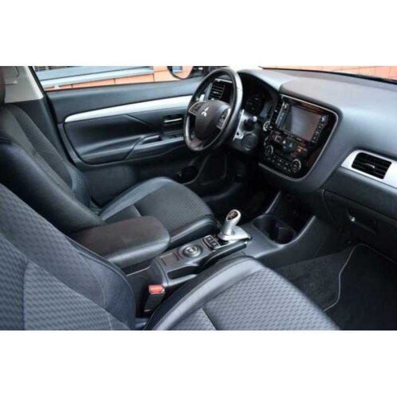 Mitsubishi Outlander 2.0 PHEV ( incl BTW ) Business Edition