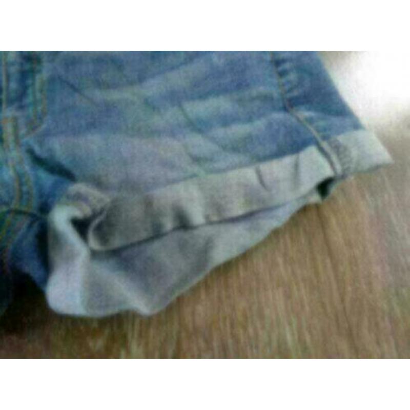 Jeansshort van Mango mt 34, gedragen in goede staat