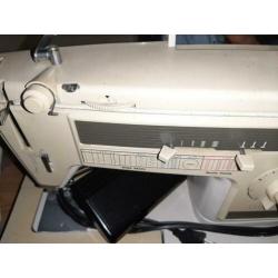 Beckmann naaimachine
