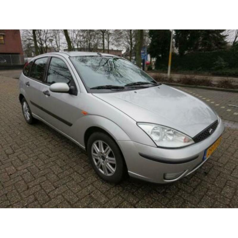 Ford Focus FUTURA 1.6 16V