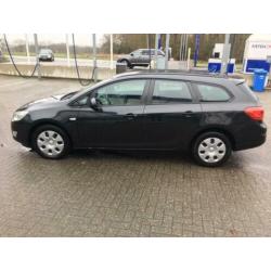 Opel Astra Sports Tourer 1.7 CDTi Business +